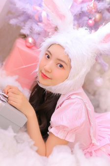 哎呀皇后娘娘来打工